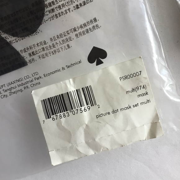 KATE SPADE PICTURE DOT AND SPADE FLOWER NON MEDICAL MASK SET NWT - Picture 8 of 11